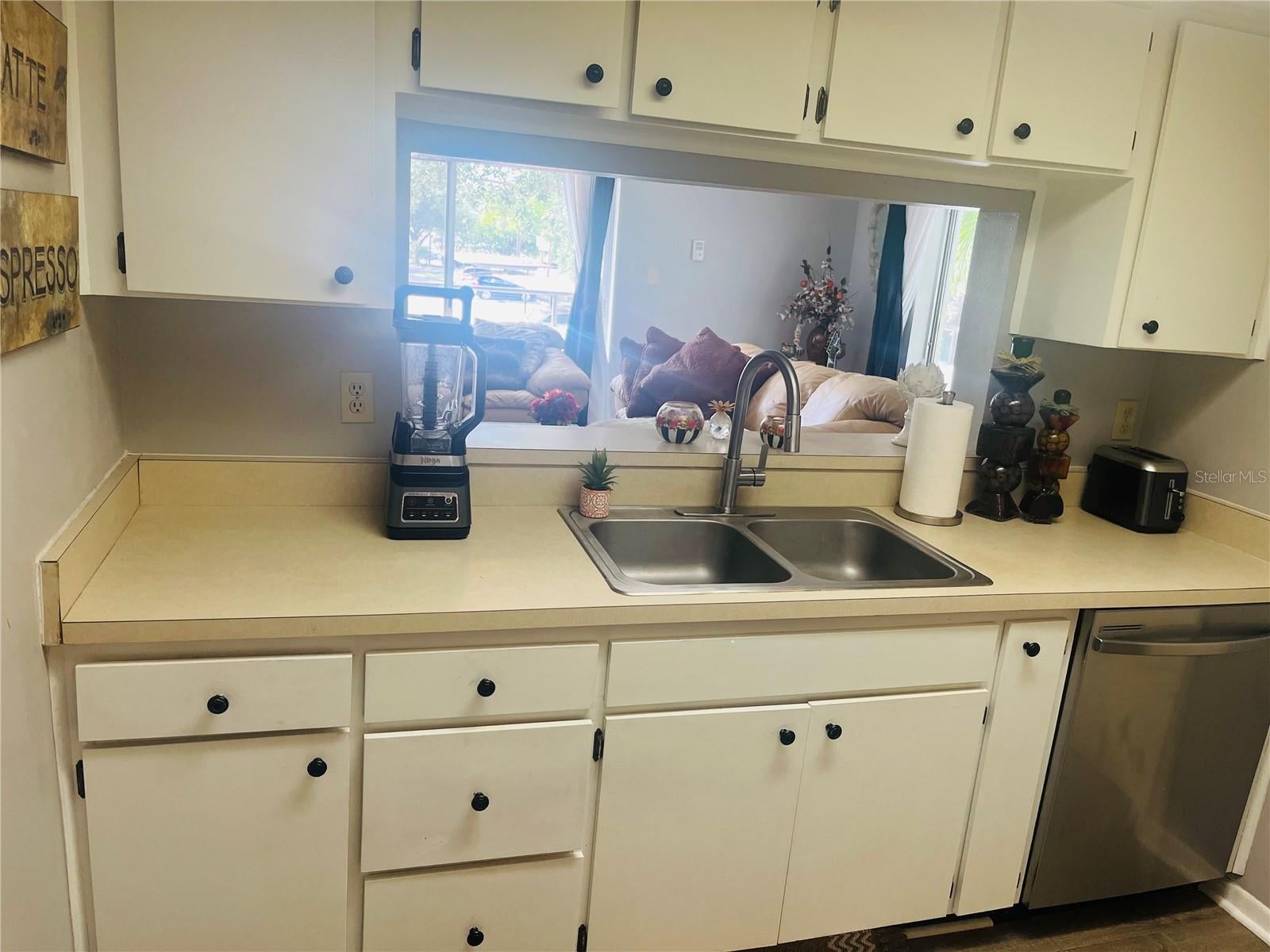 2583 COUNTRYSIDE BOULEVARD 3201
