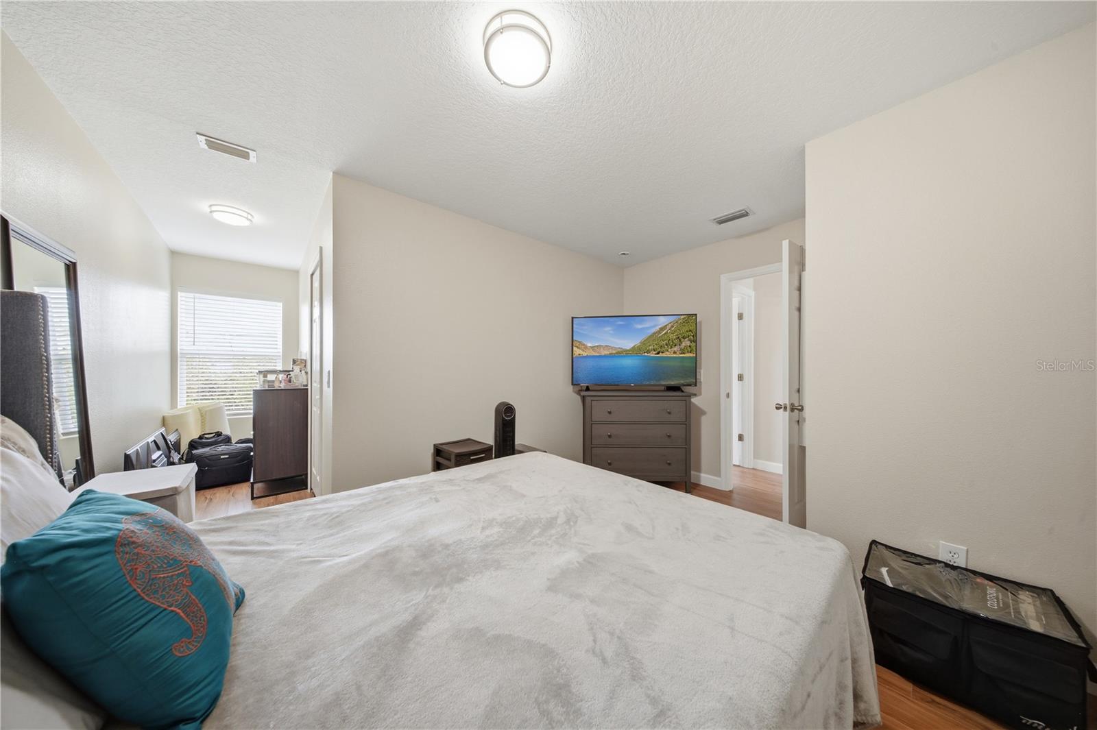 SWISS POINTE CONDO PH II - Residential