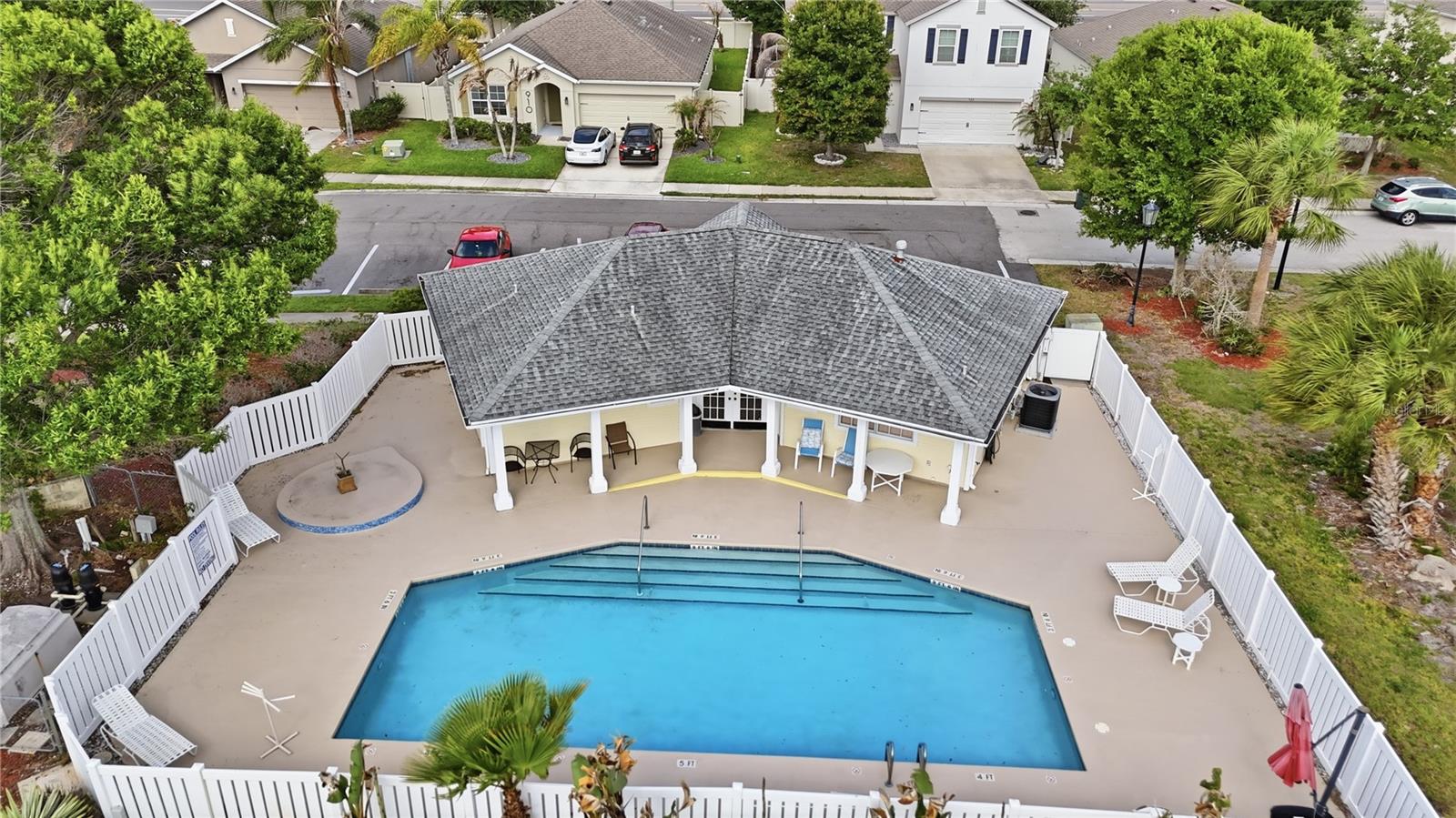 SWISS POINTE CONDO PH II - Residential