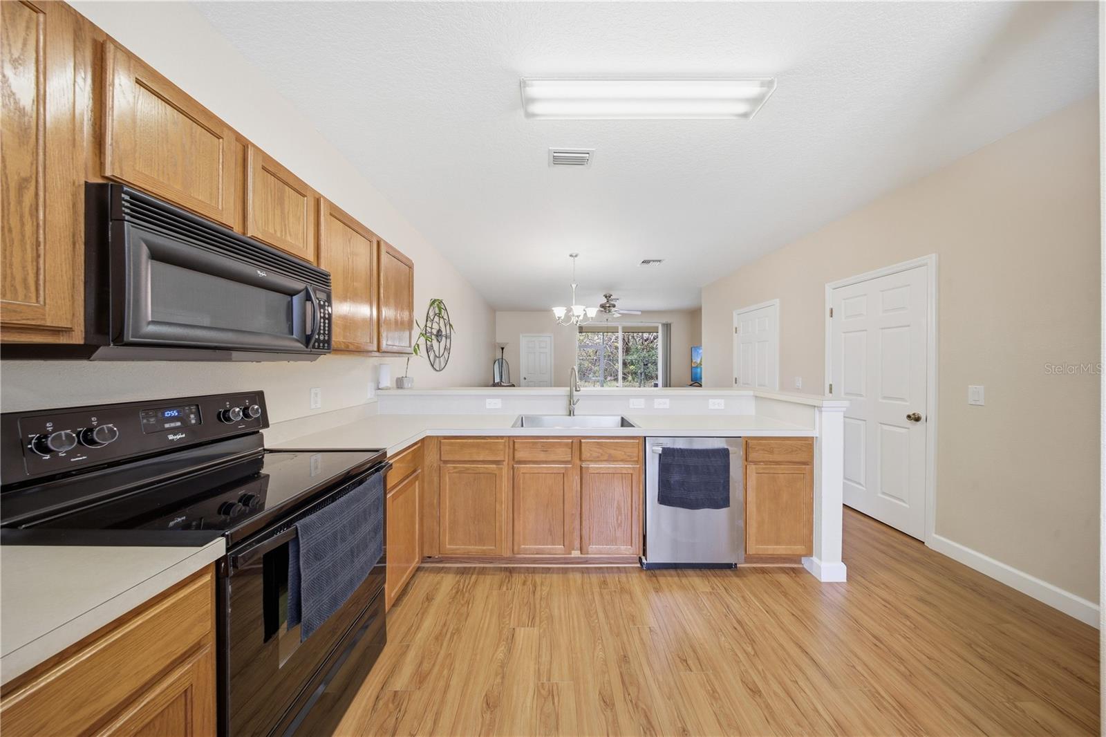 SWISS POINTE CONDO PH II - Residential