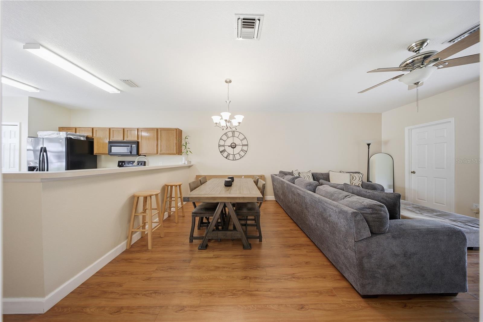 SWISS POINTE CONDO PH II - Residential