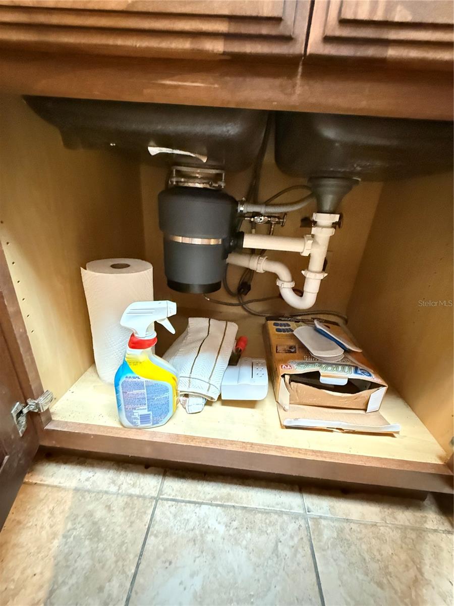 PADDOCK VILLAS - Residential