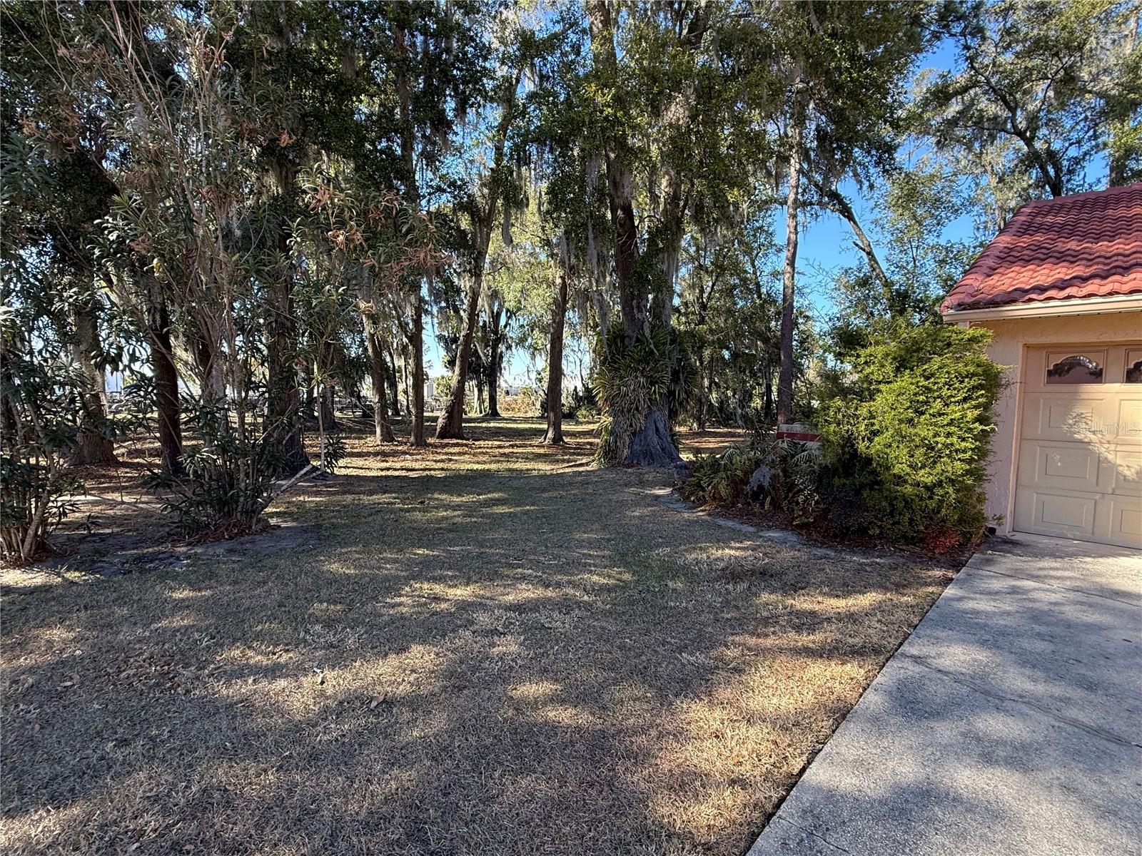 PADDOCK VILLAS - Residential