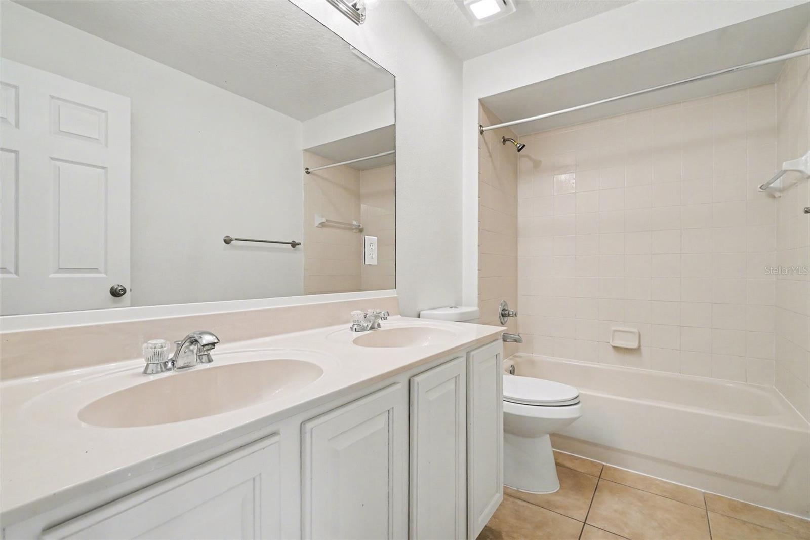 SARATOGA PARK - Residential