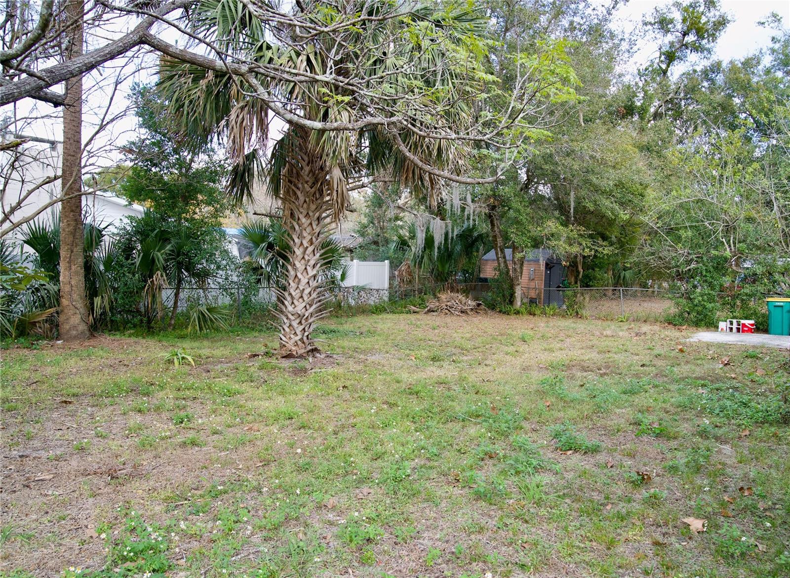 MOUNT DORA MOUNT DORA HEIGHTS - Residential