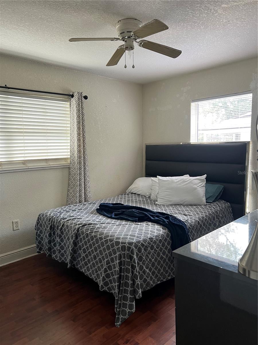 MOUNT DORA MOUNT DORA HEIGHTS - Residential