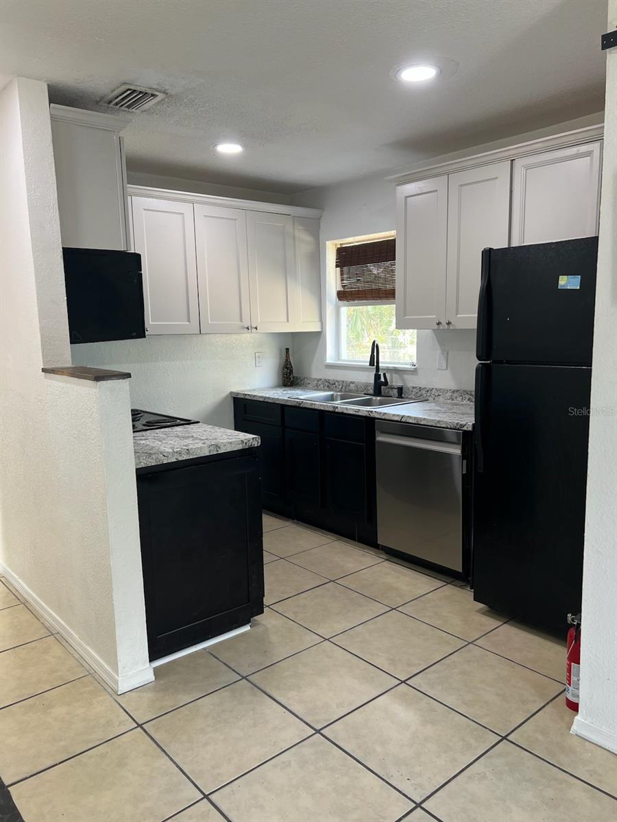 1537 JEFFERSON DRIVE