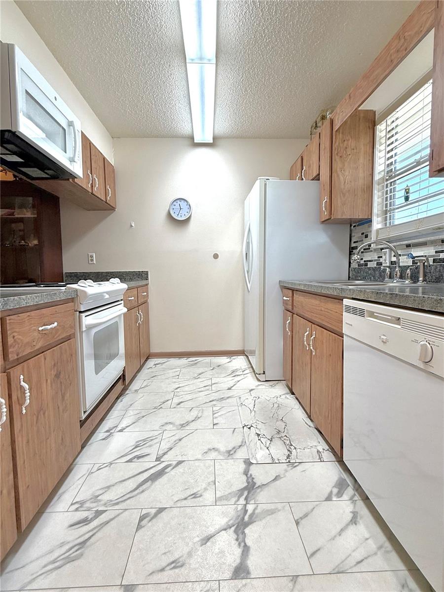 GRANADA VILLAS CONDO - Residential