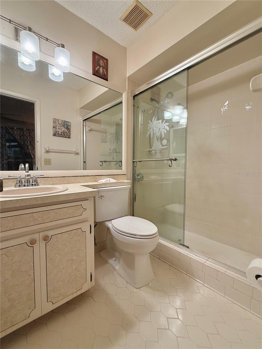 GRANADA VILLAS CONDO - Residential