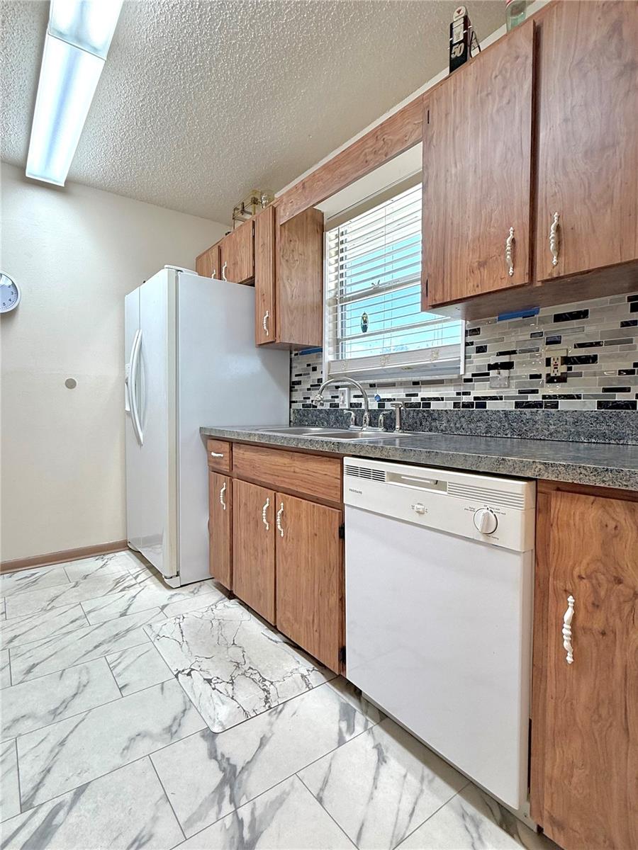 GRANADA VILLAS CONDO - Residential