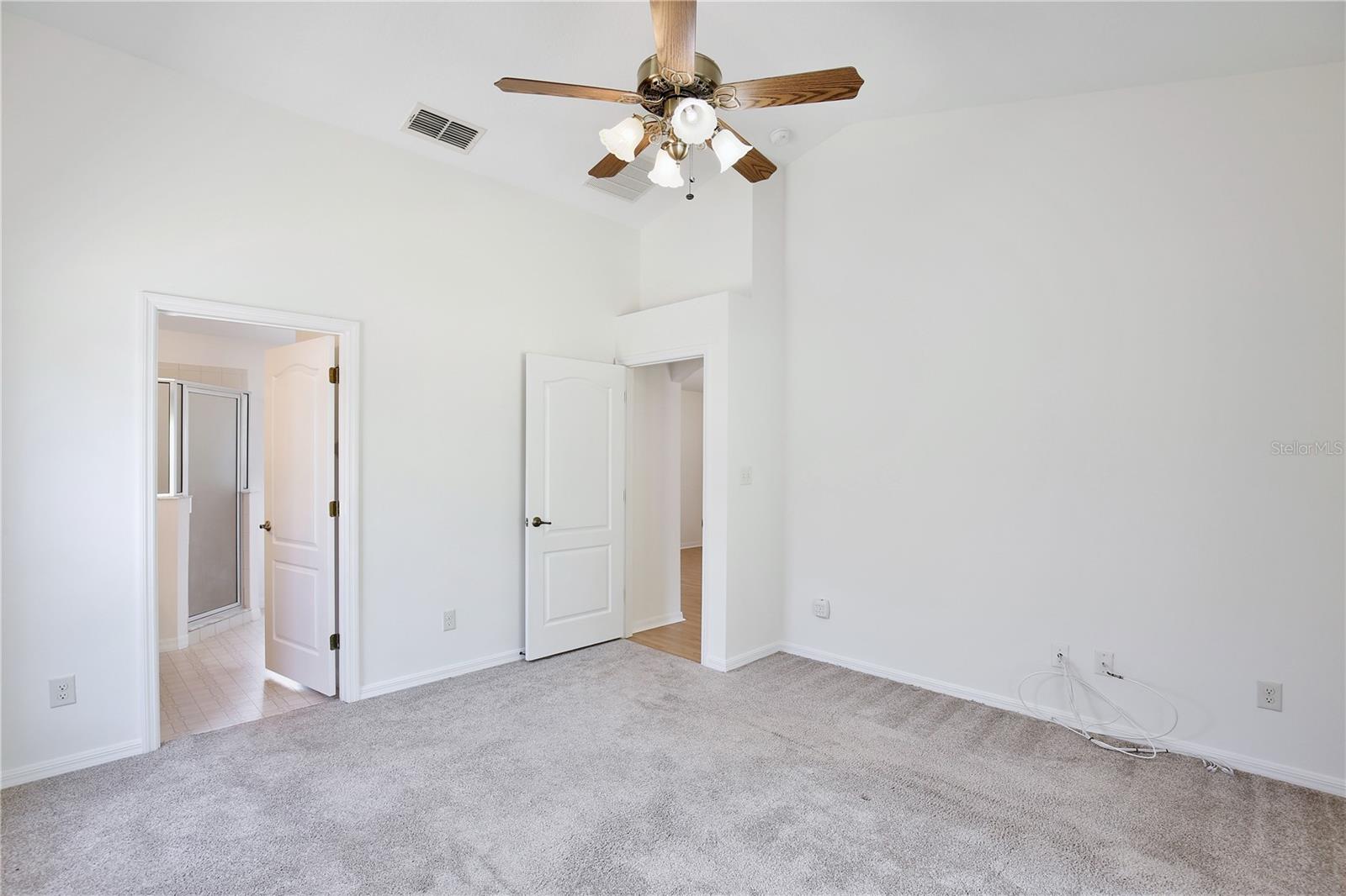 LEESBURG SLEEPY HOLLOW FIRST ADD - Residential