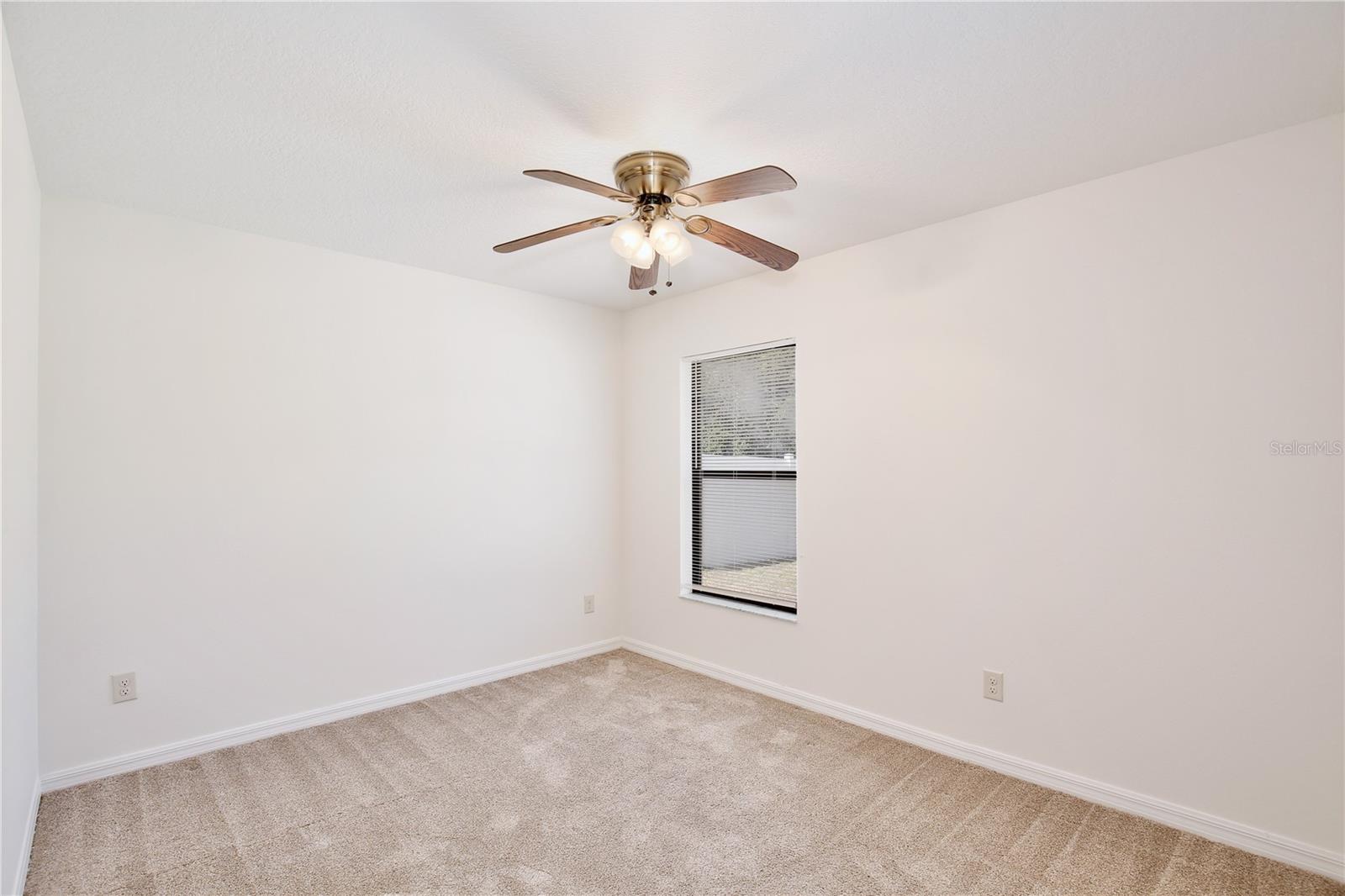 LEESBURG SLEEPY HOLLOW FIRST ADD - Residential