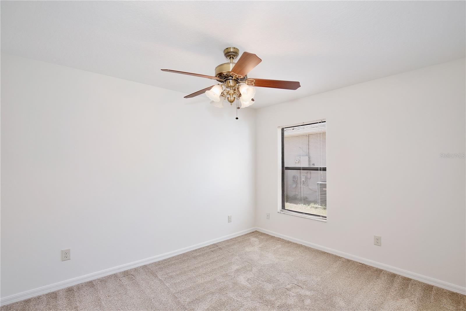 LEESBURG SLEEPY HOLLOW FIRST ADD - Residential