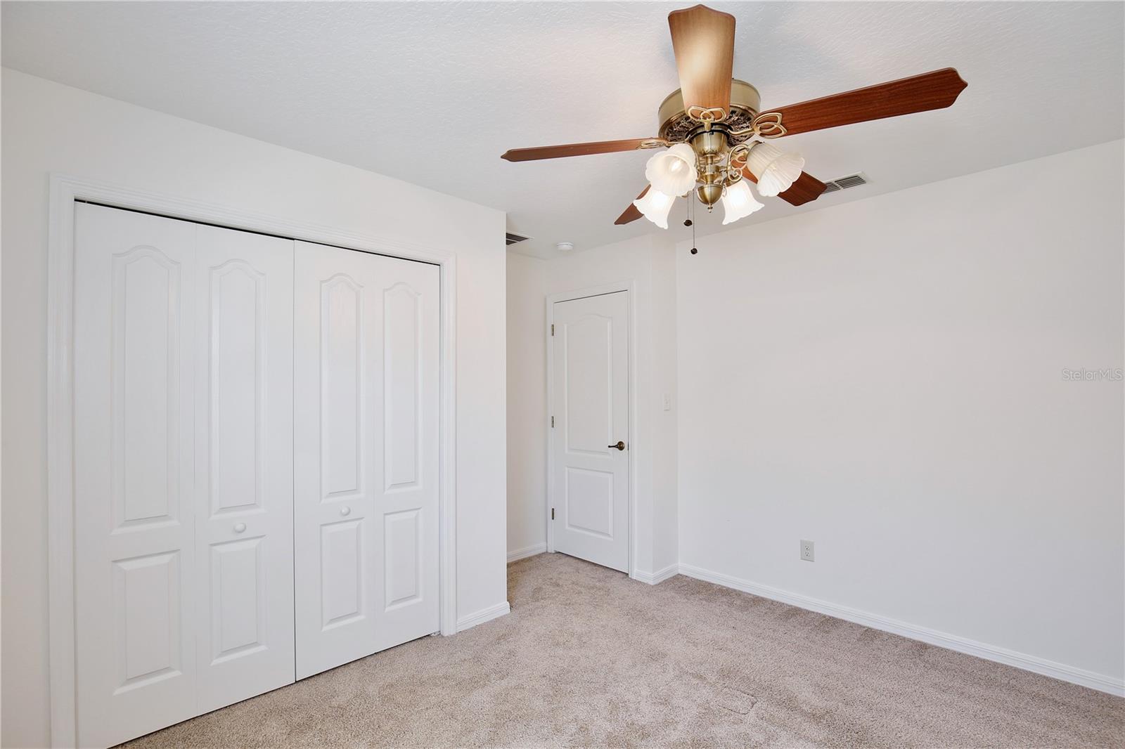 LEESBURG SLEEPY HOLLOW FIRST ADD - Residential