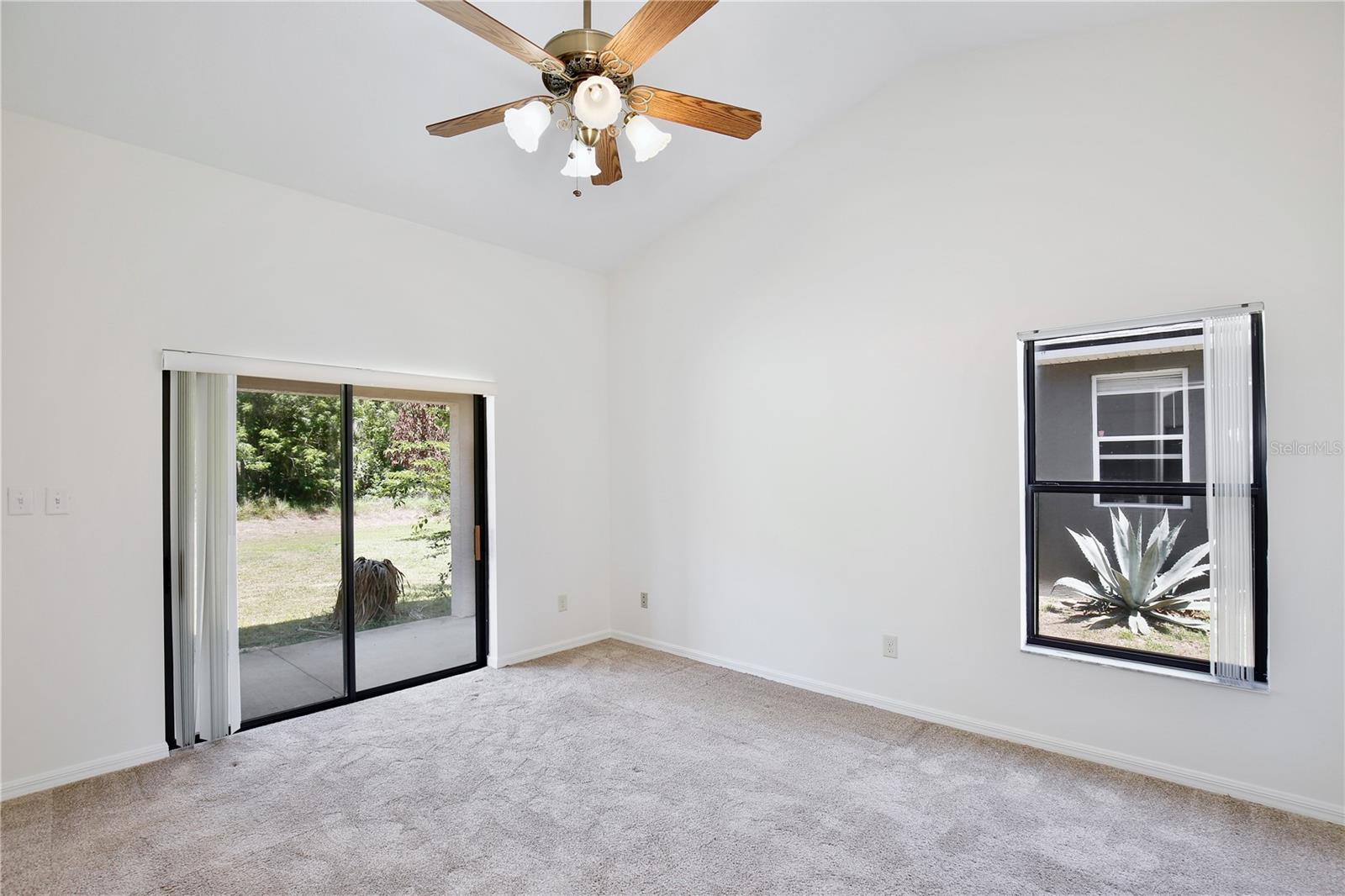 LEESBURG SLEEPY HOLLOW FIRST ADD - Residential