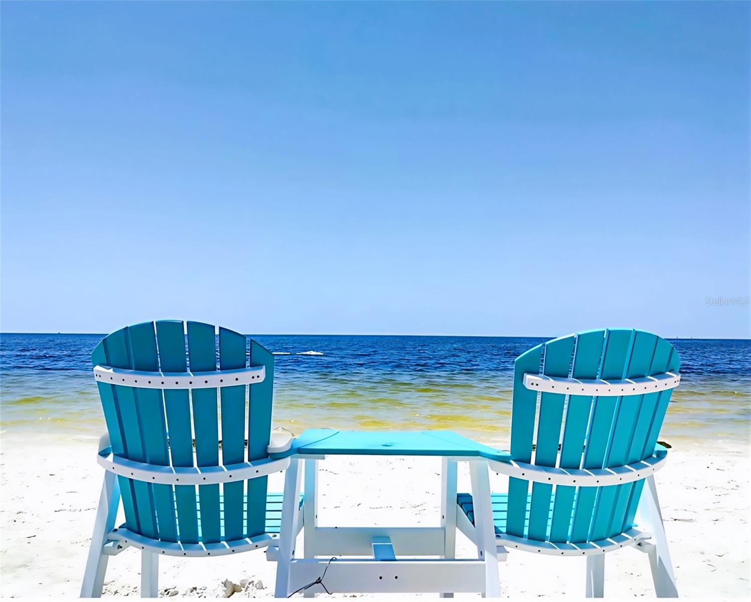 REGENCY PALMS CONDOMINIUMS - Residential