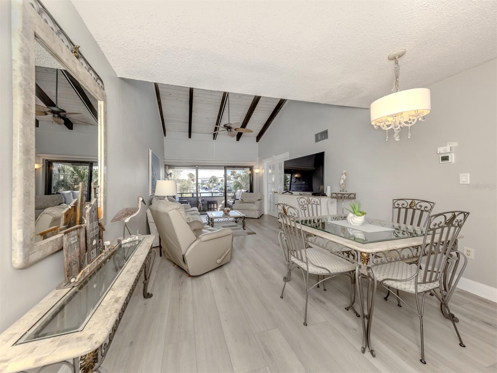 BAHIA VISTA GULF - Residential