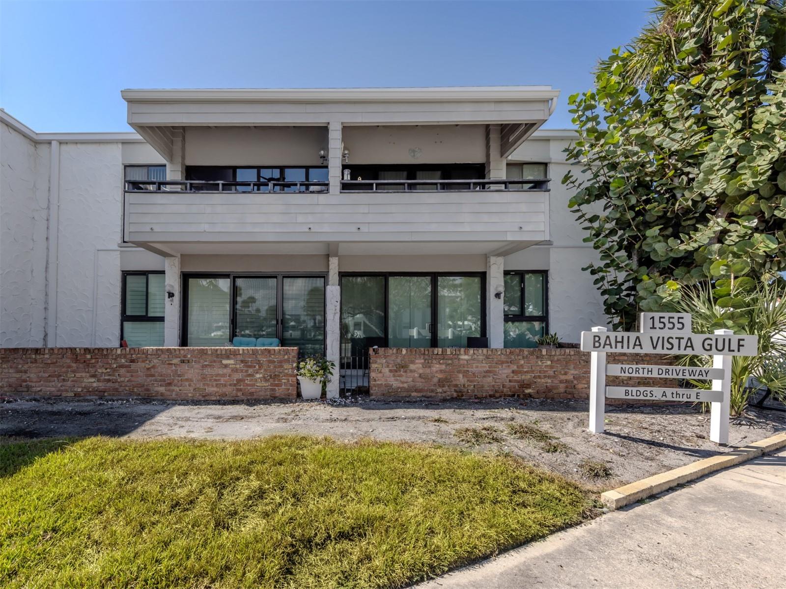 BAHIA VISTA GULF - Residential