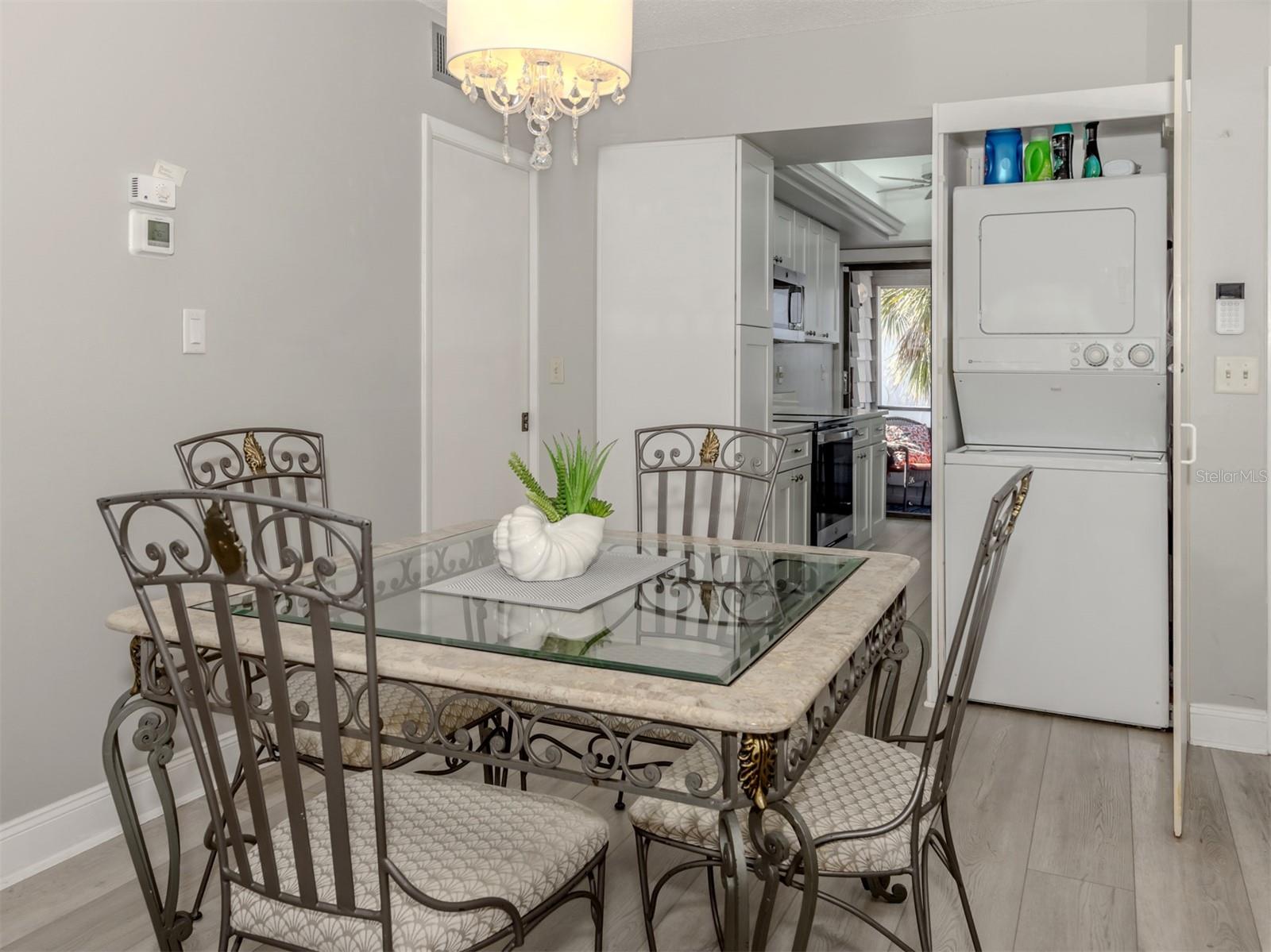 BAHIA VISTA GULF - Residential