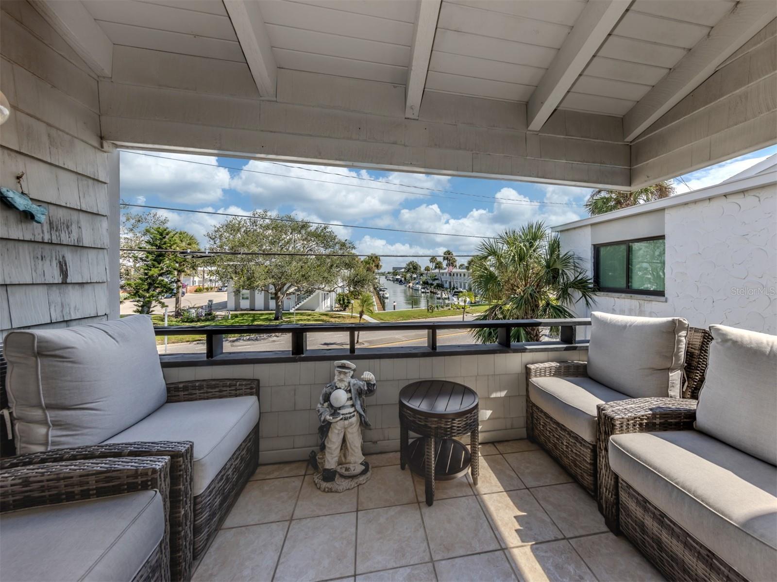 BAHIA VISTA GULF - Residential