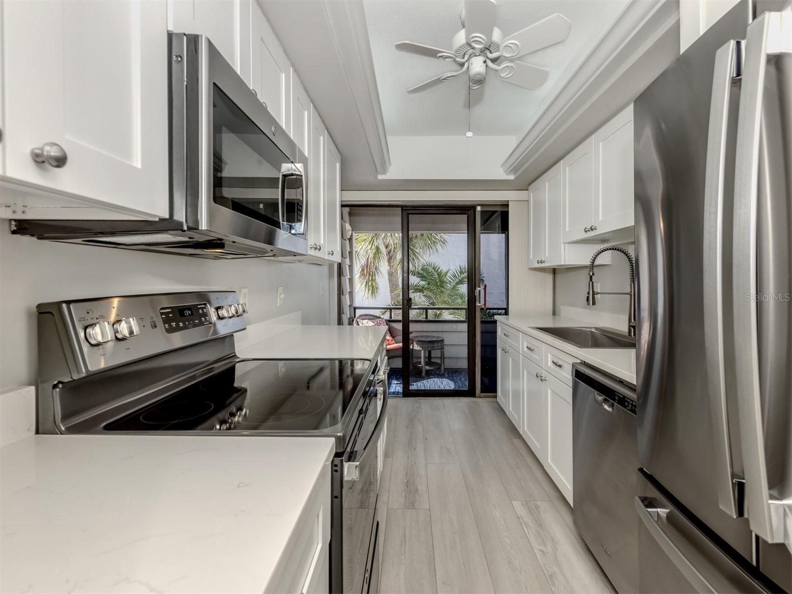 BAHIA VISTA GULF - Residential