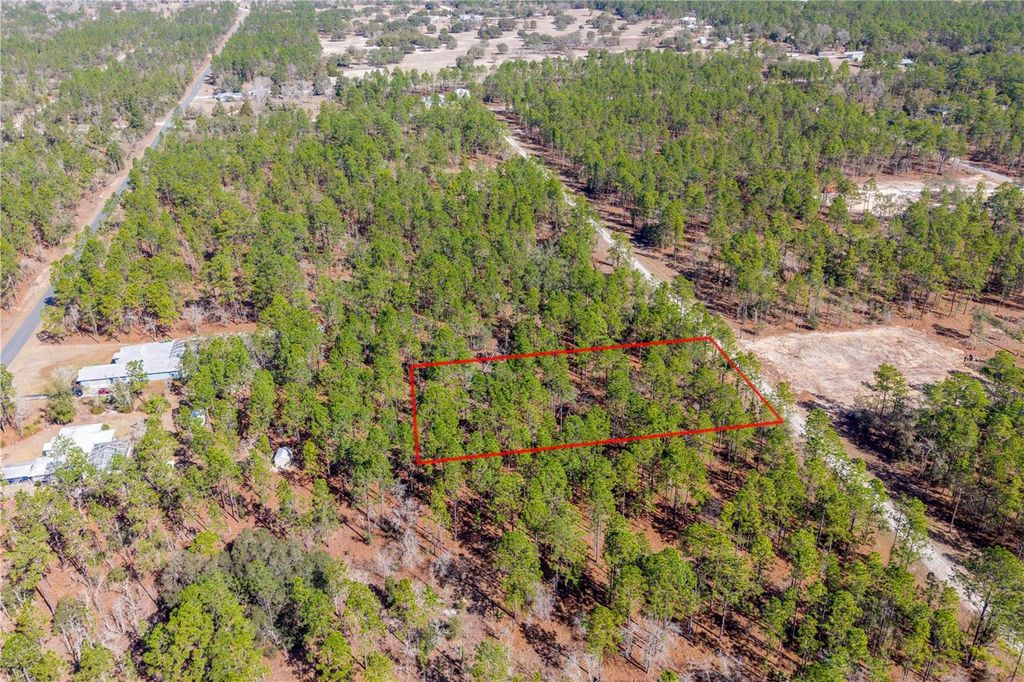 Photo of Tbd SE 138th Ave , Lot 9, Dunnellon, FL 34431 (MLS # GC537778)
