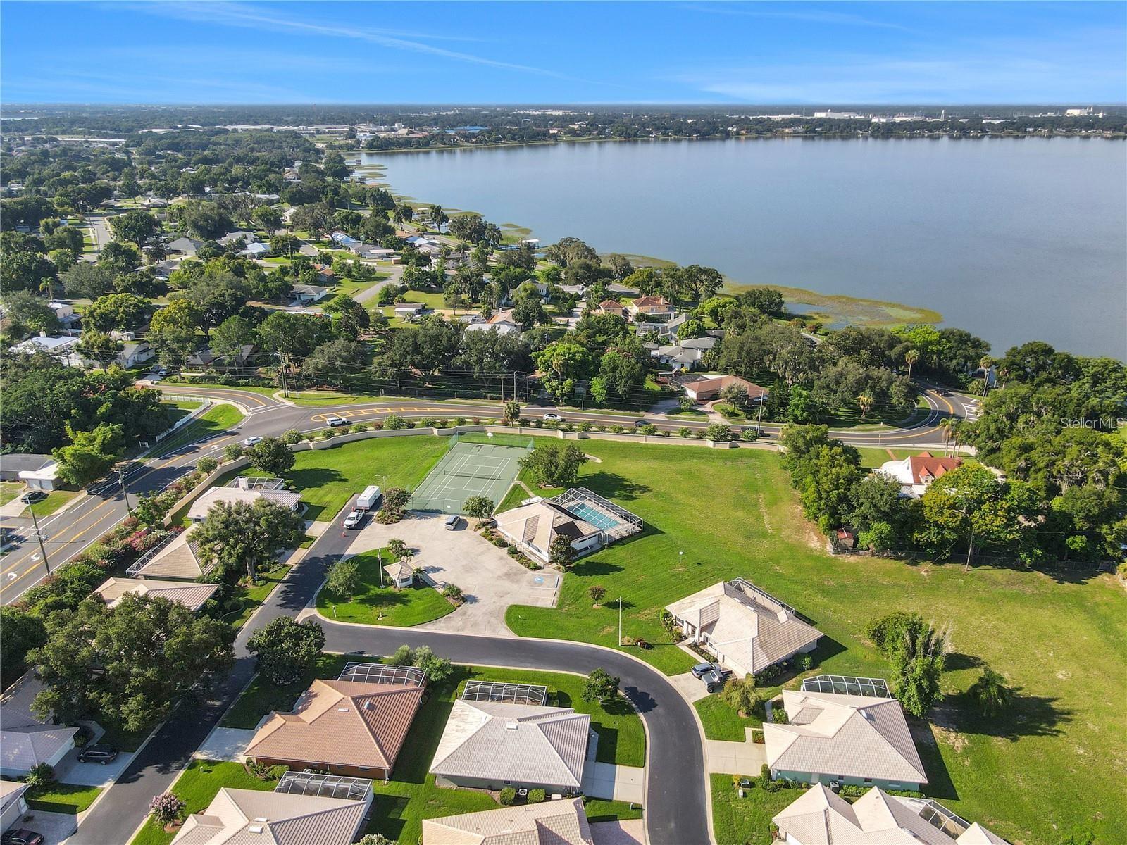 ARIANA HARBOR - Residential