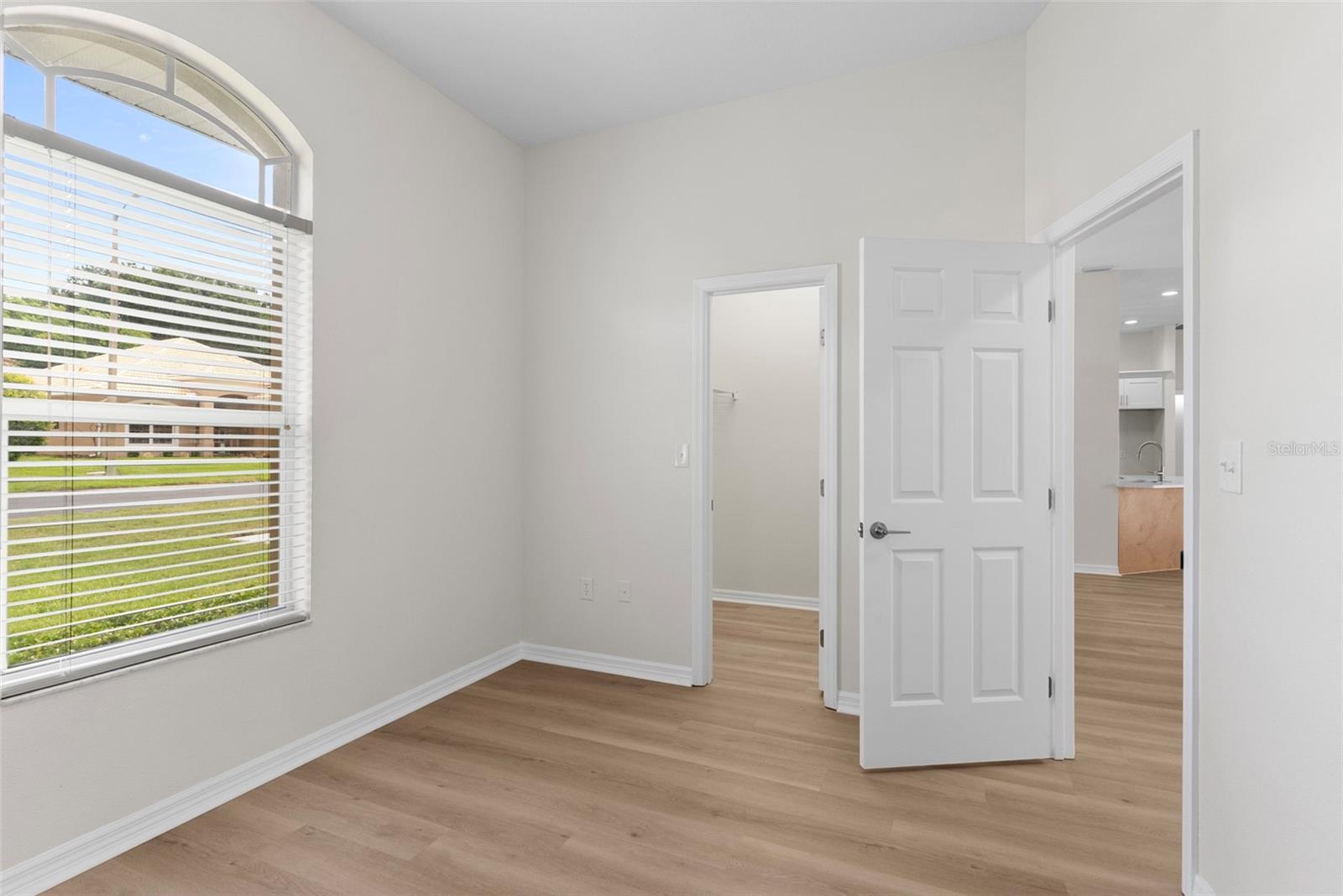 ARIANA HARBOR - Residential