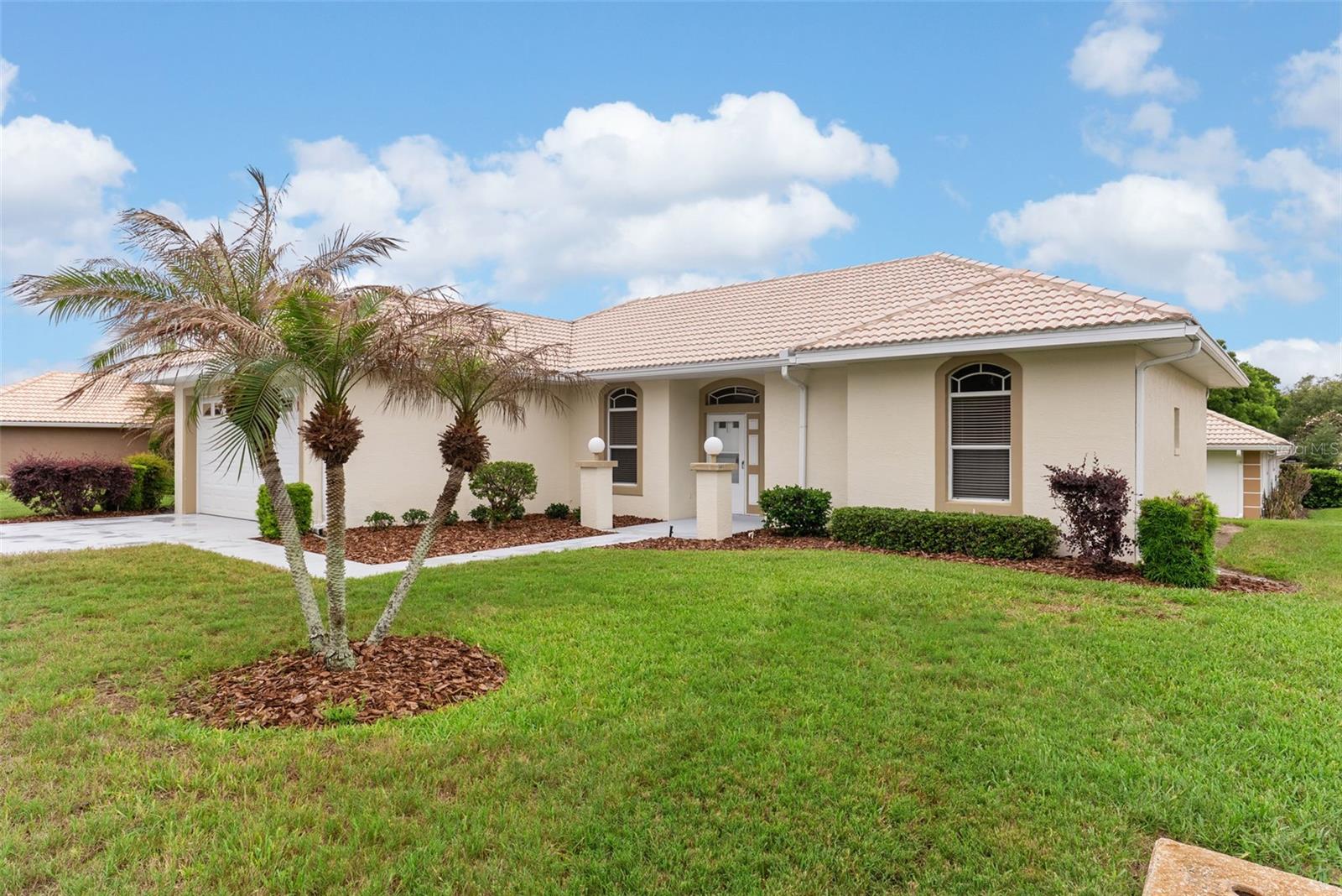 ARIANA HARBOR - Residential