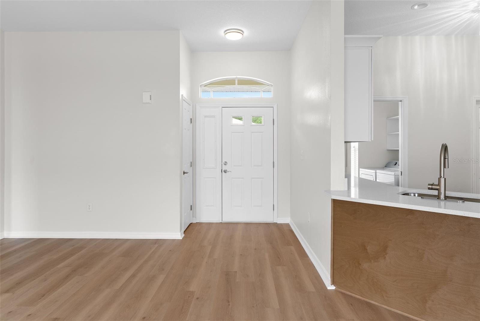 ARIANA HARBOR - Residential