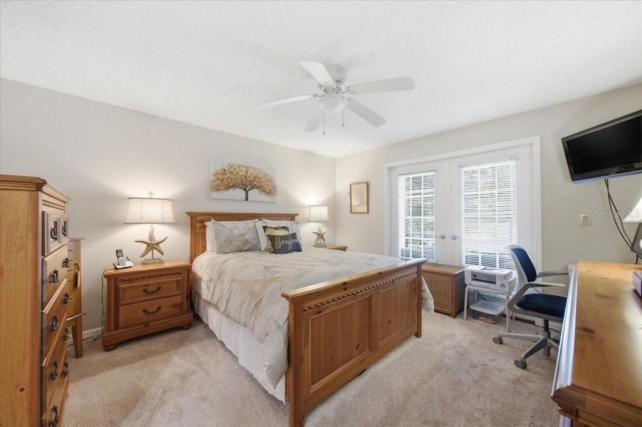 WESTCHESTER LAKE CONDO - Residential