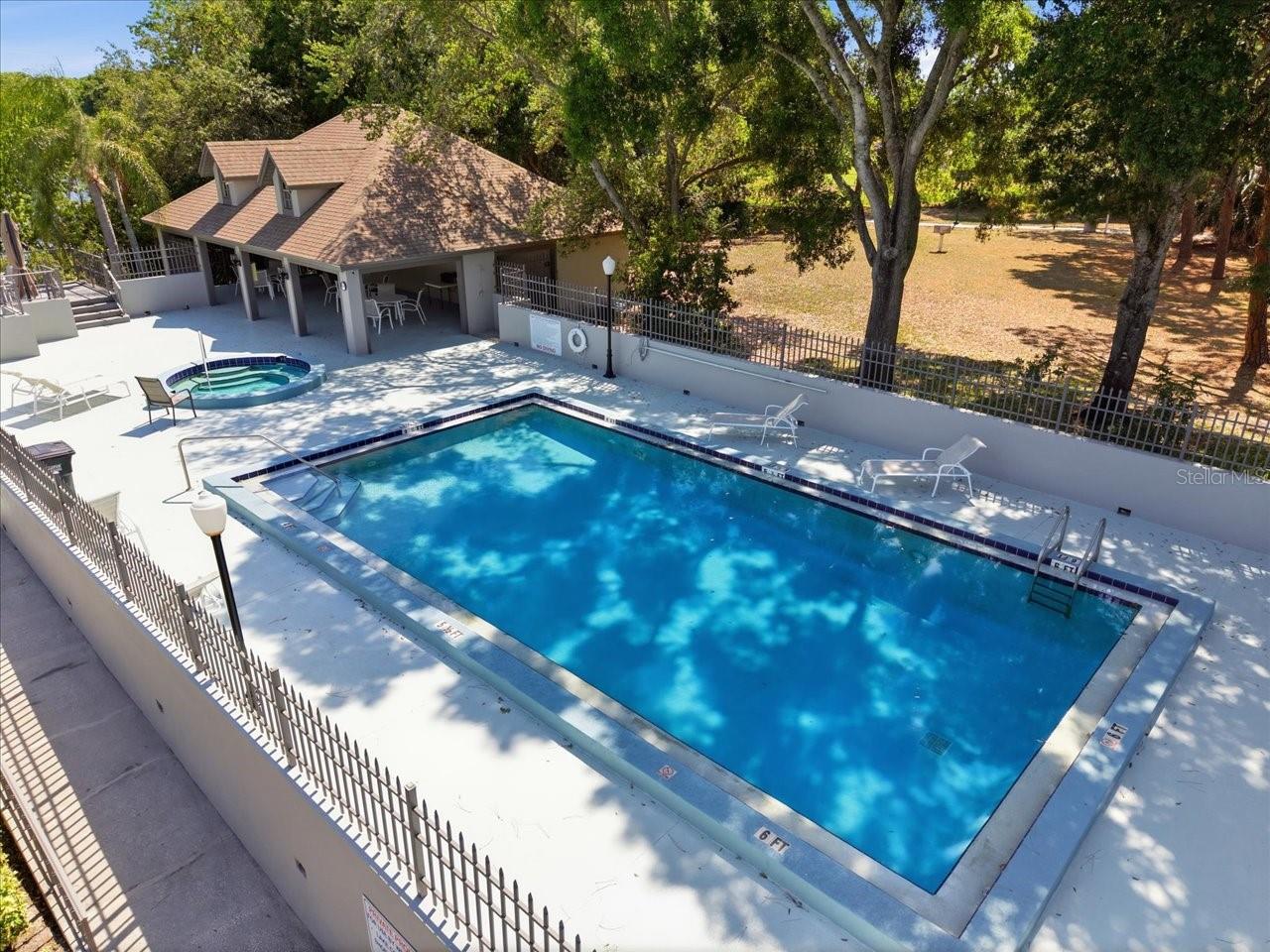 WESTCHESTER LAKE CONDO - Residential