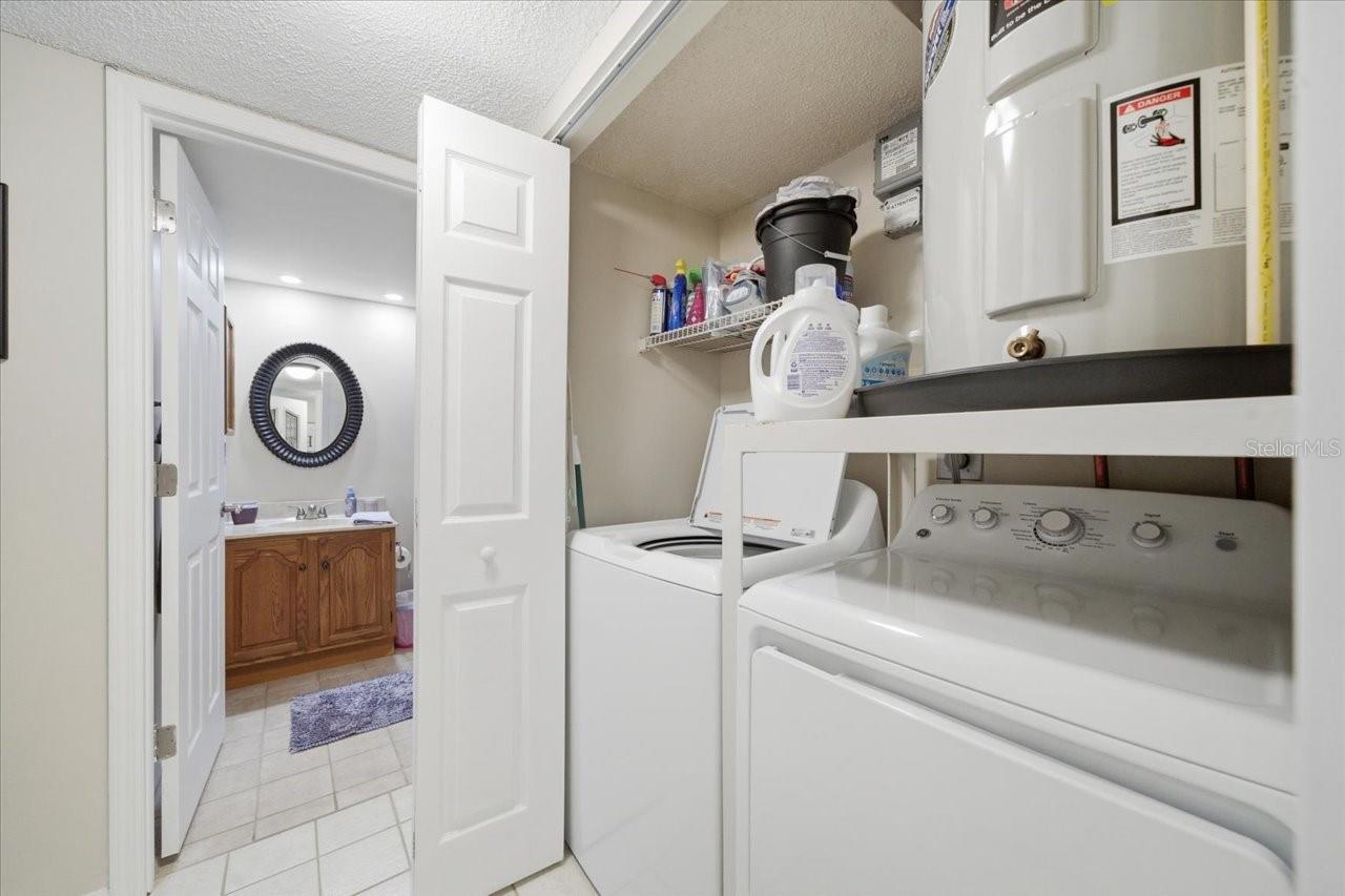 WESTCHESTER LAKE CONDO - Residential