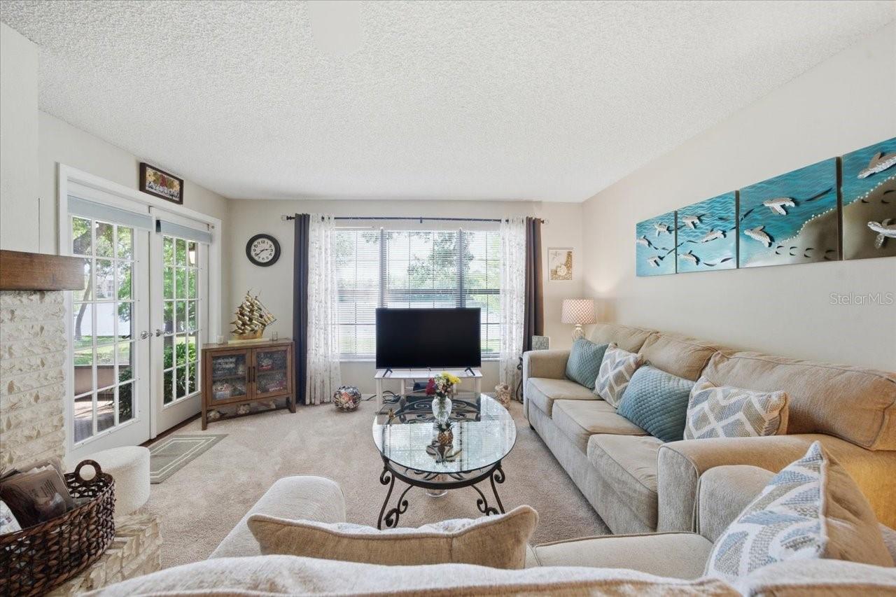WESTCHESTER LAKE CONDO - Residential