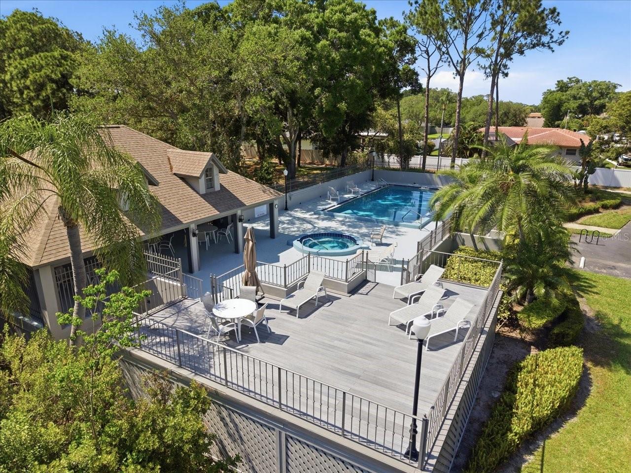 WESTCHESTER LAKE CONDO - Residential