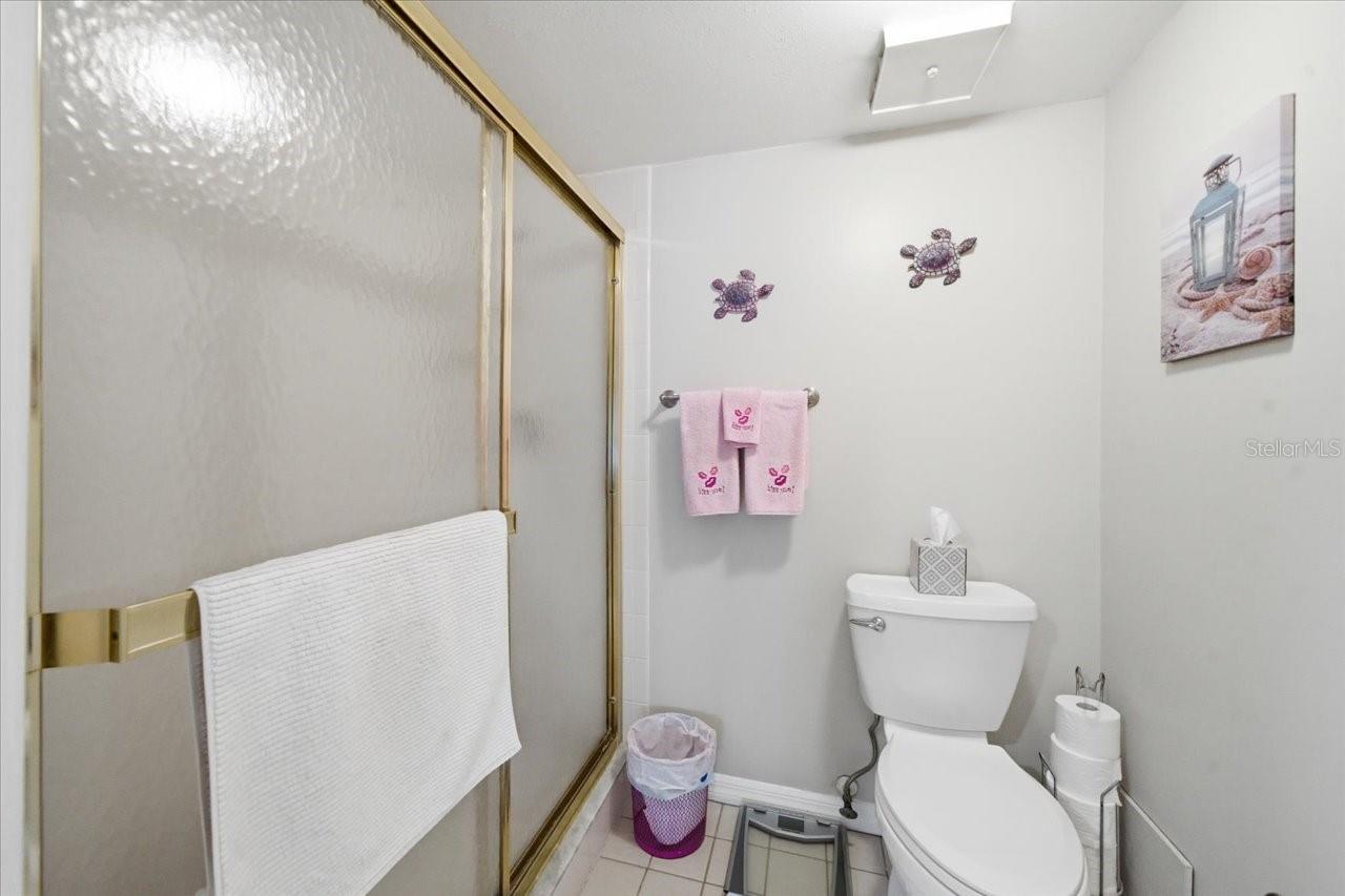 WESTCHESTER LAKE CONDO - Residential