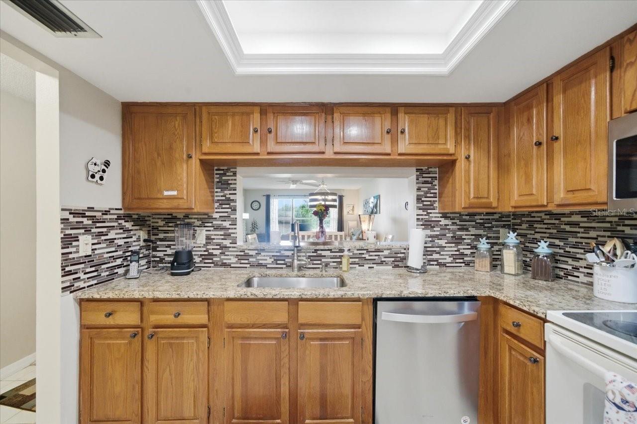 WESTCHESTER LAKE CONDO - Residential