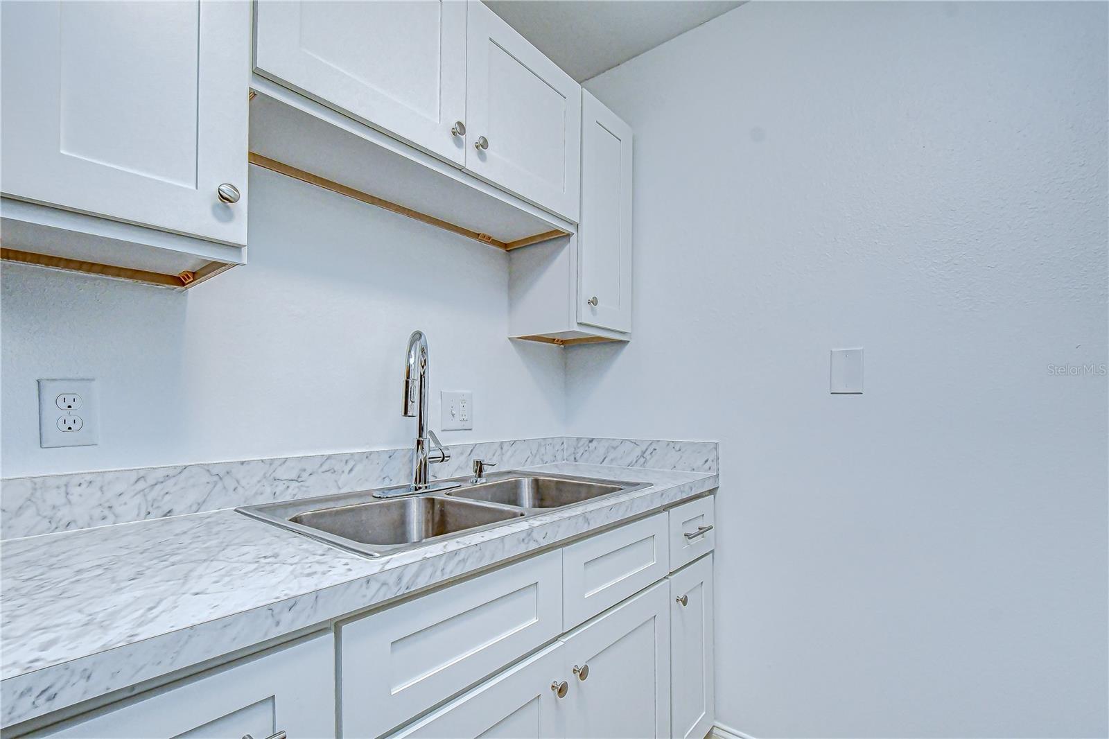 TRADEWINDS CONDO - Residential