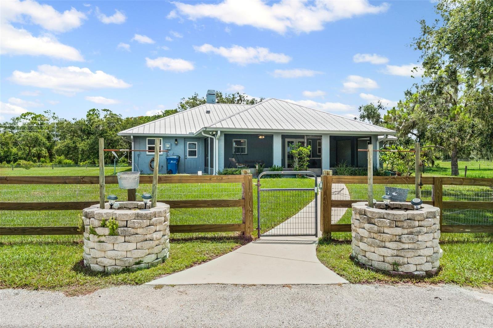 1162 MYAKKA ROAD