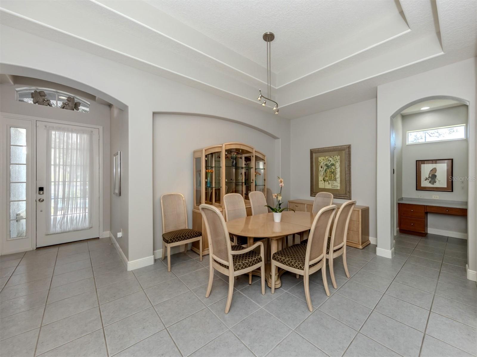 VENICE GOLF & COUNTRY CLUB - Residential