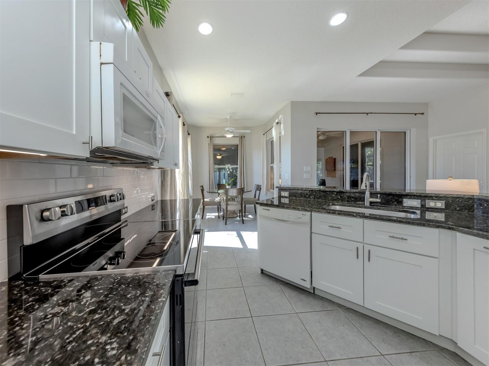 VENICE GOLF & COUNTRY CLUB - Residential