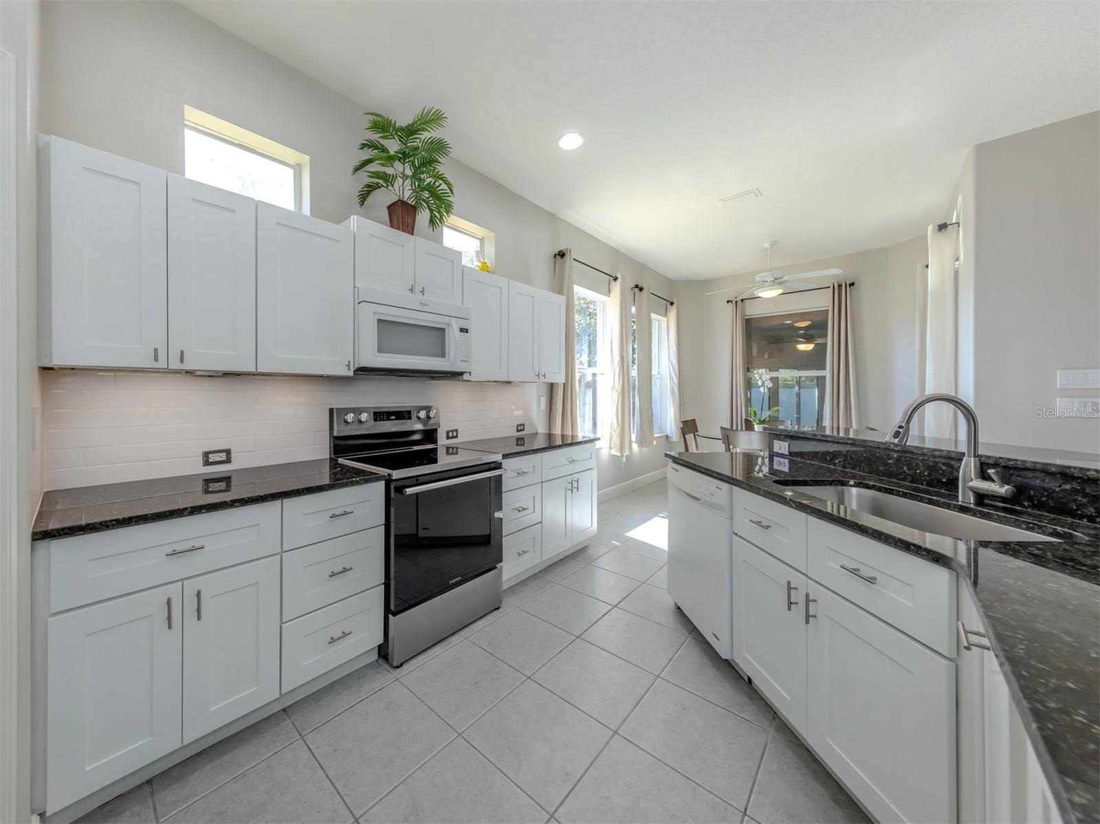 VENICE GOLF & COUNTRY CLUB - Residential