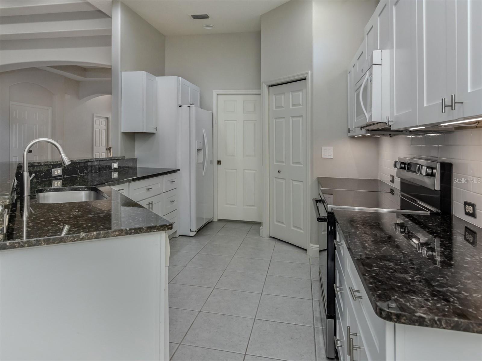 VENICE GOLF & COUNTRY CLUB - Residential