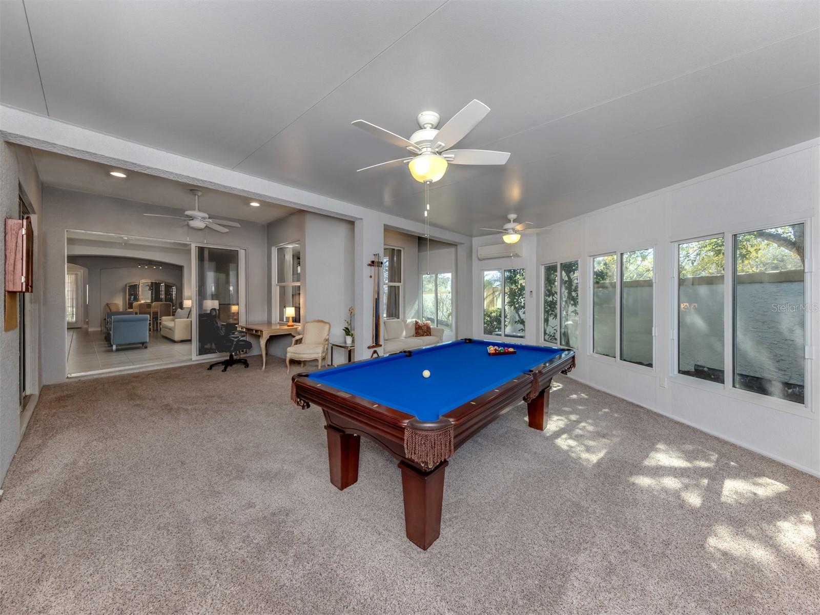 VENICE GOLF & COUNTRY CLUB - Residential