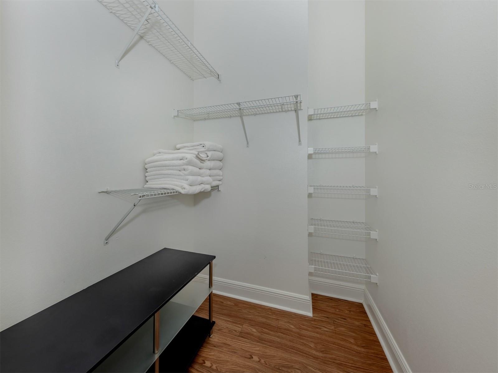 VENICE GOLF & COUNTRY CLUB - Residential