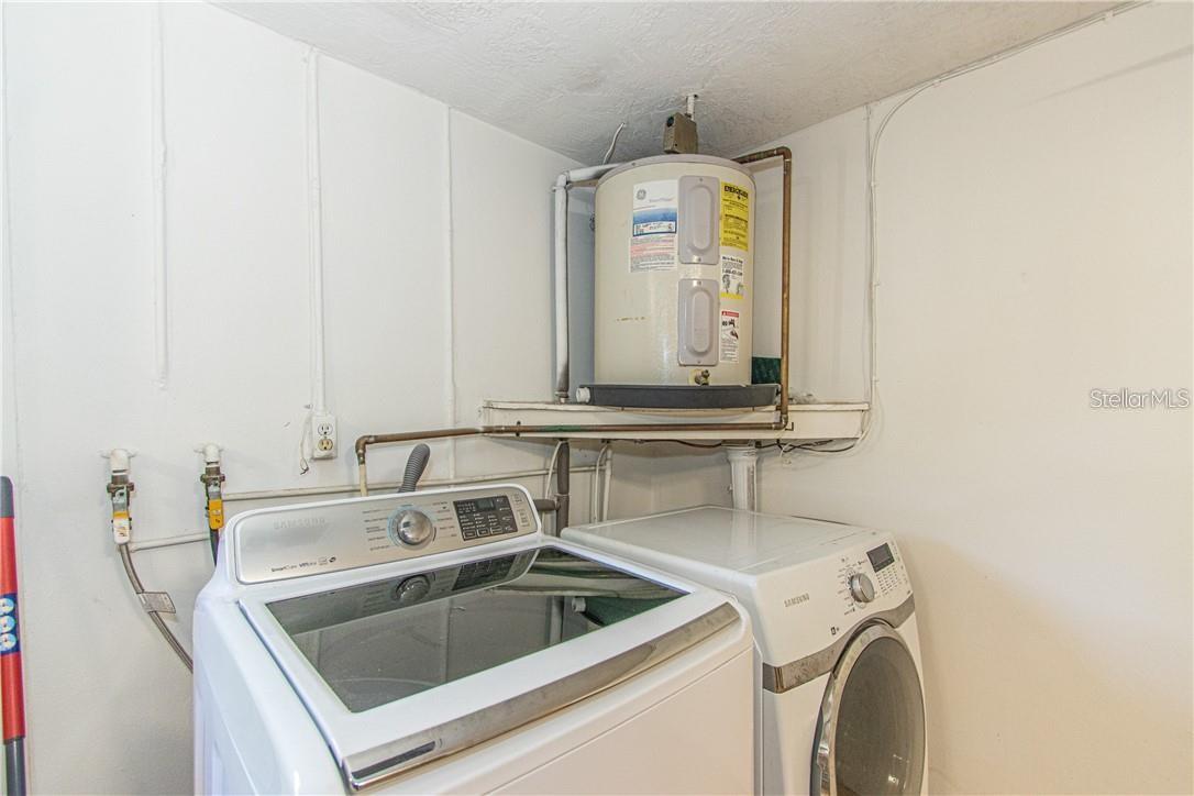 EMBASSY HILLS - Residential