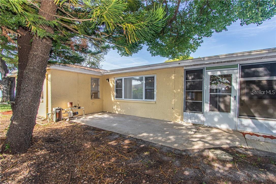 EMBASSY HILLS - Residential