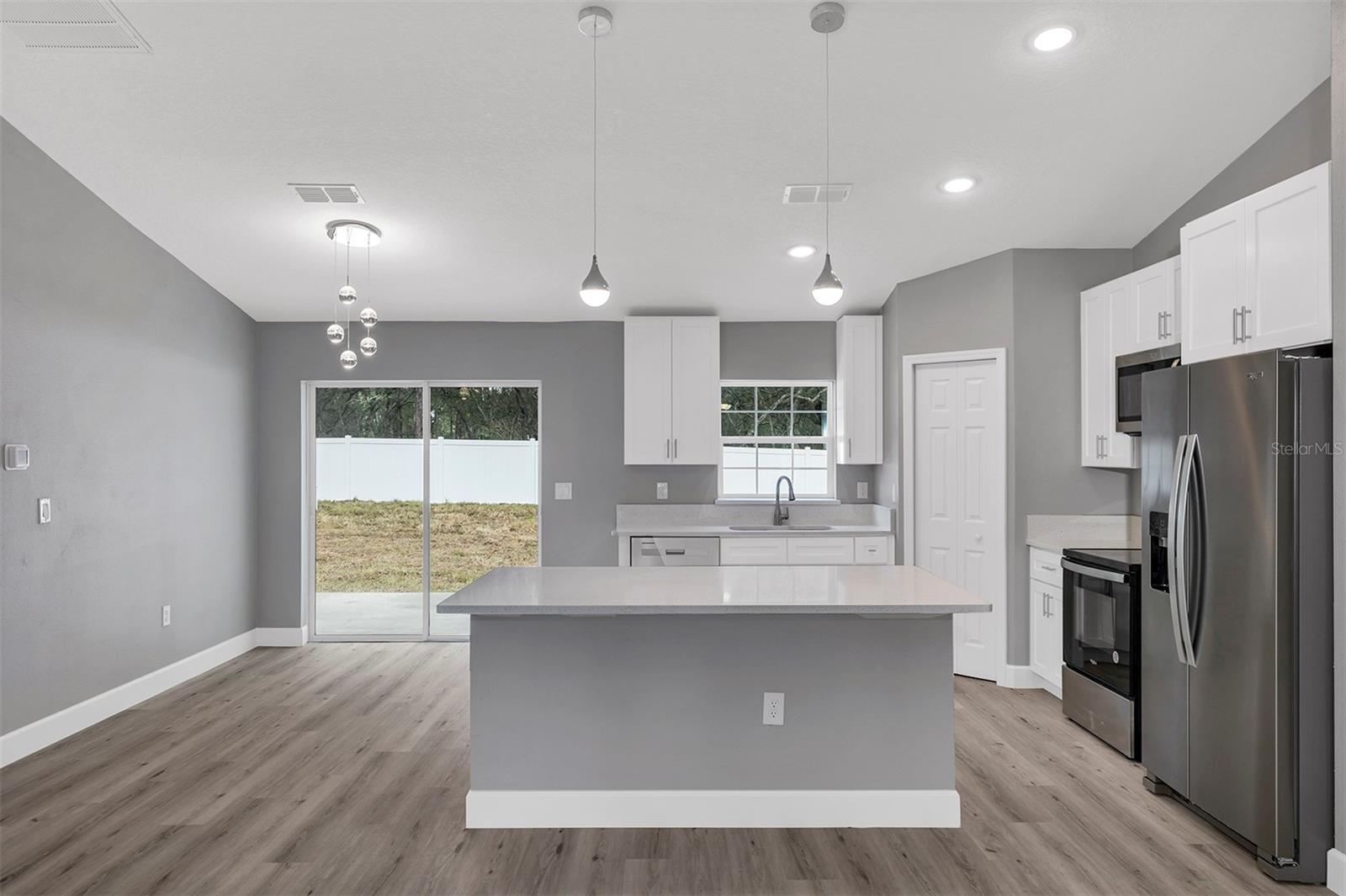 MARION OAKS UN 06 - Residential