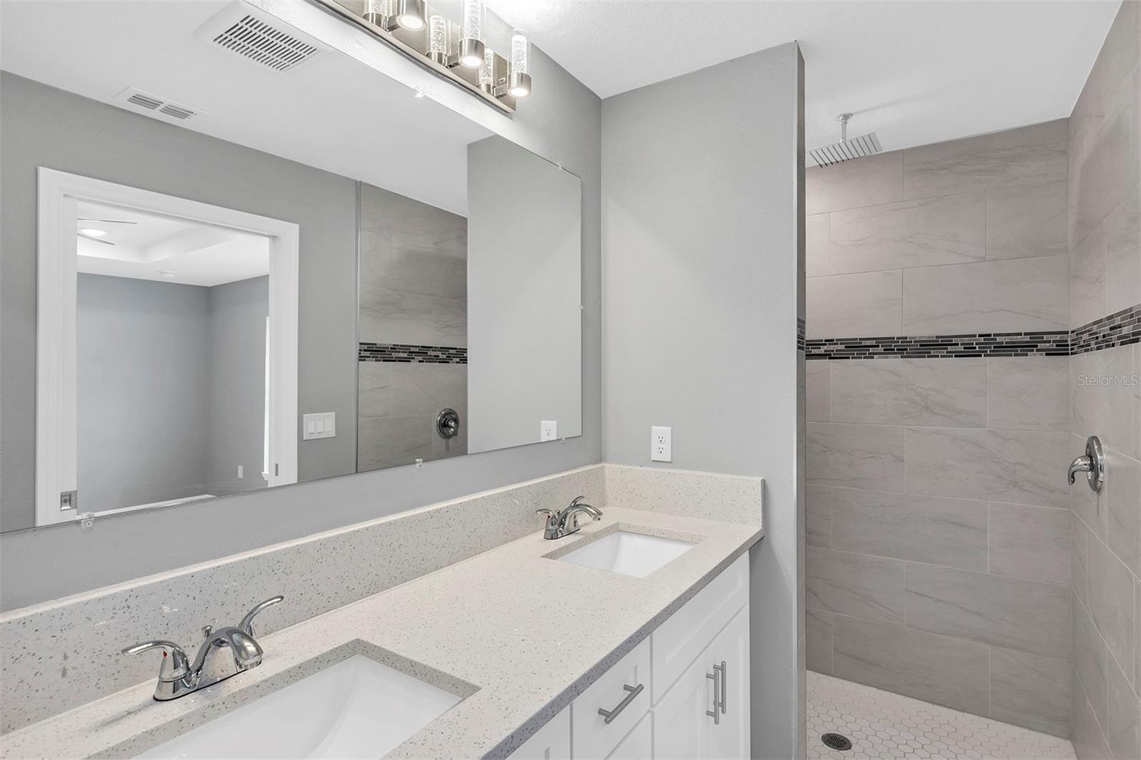 MARION OAKS UN 06 - Residential