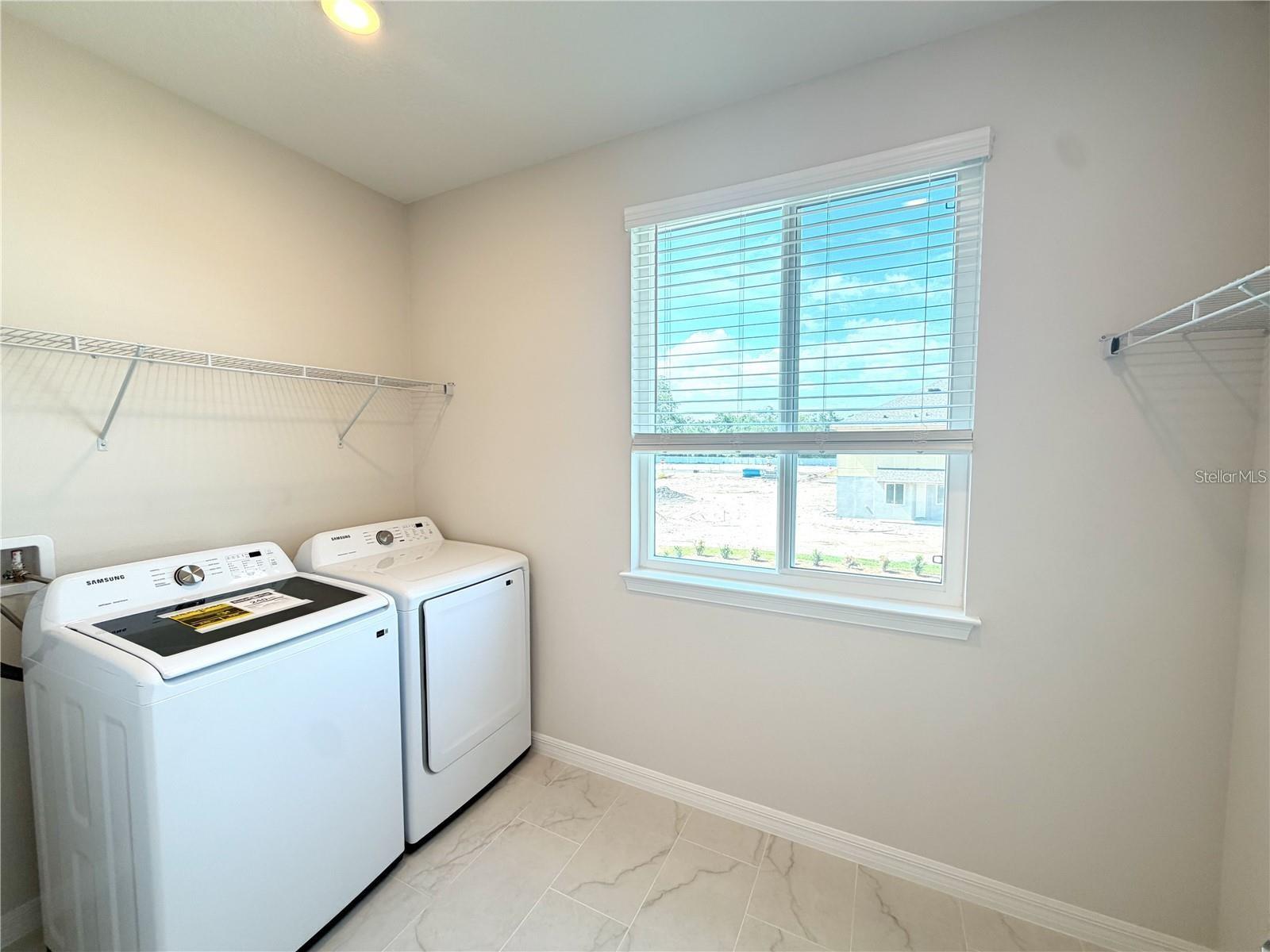 RIVER OAKS TOWNHOMES LLC - Residential
